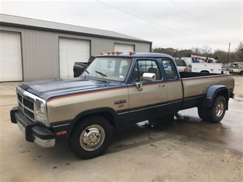 1993 Dodge Ram D350 5 9 Cummins Diesel One Ton Dually Dual Rear Wheel