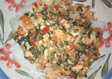 Boiled yam with vegetable egg sauce Recipe by Ogechi Ochi - Cookpad