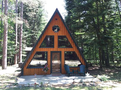 15 Best Comfy Cabins In Michigan - Midwest Explored