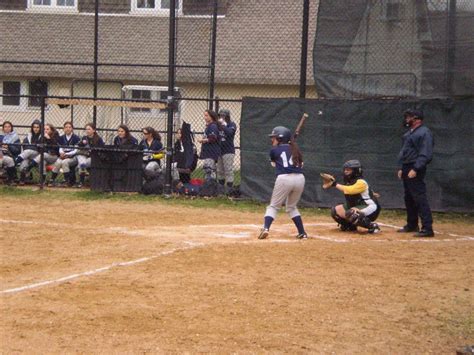 Hewlett Softball Beats Lynbrook For Much Needed Victory Five Towns