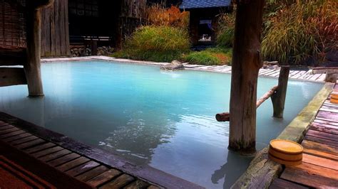 The Snow Mixed Hot Springs And Dragon Of Nyuto Onsen