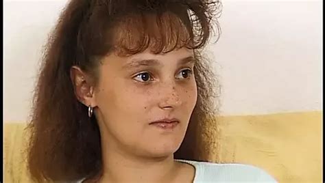 German Milf Is Beim Ersten Casting Mit Riesigem Dildo Brunette Brunette Porn Xhamster