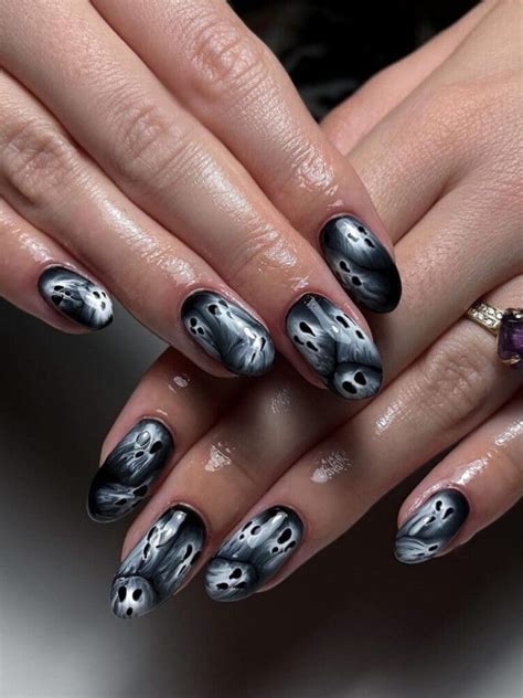 55 Spooky Cute Ghost Nails That Are Perfect For Halloween Kbeauty