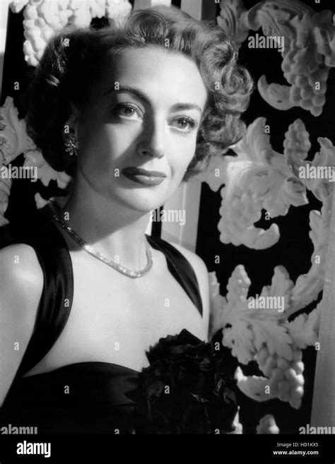 Joan Crawford Ca 1949 Stock Photo Alamy