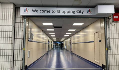 Inside Europes Largest Shopping Centre In Britain With Few Shops Open