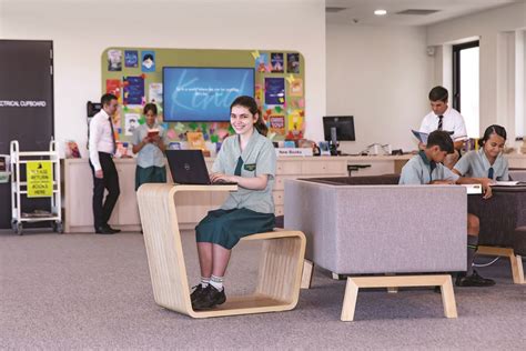 Corinda Shs Research Innovation Centre Gray Puksand Architecture