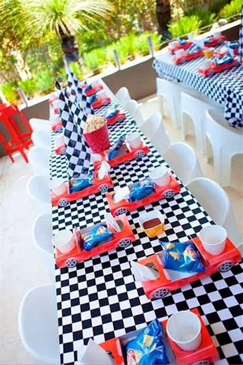 Pin By Daniela Silva On Carros Race Car Birthday Party Hot Wheels Party Hotwheels Birthday Party