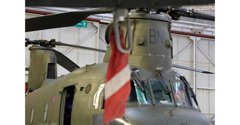 Famous Falklands War Veteran RAF Chinook ZA718 Bravo November Retires