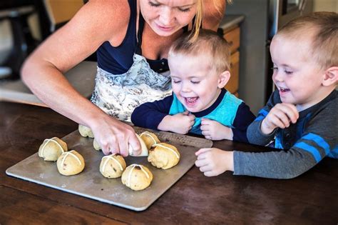 Hot Cross Buns Recipe For Easter