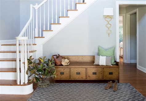 Entryway Bench With Storage: Practical Ideas for Organizing Your Foyer