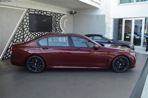 Individual Krönung BMW 7er als M760Li Facelift in Aventurin Rot