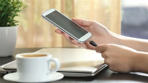 15 Easy Ways To Extend Your Phone’s Battery Life Mental Floss