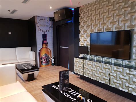 Chivas Extra Deluxe Room Rockstar Ktv