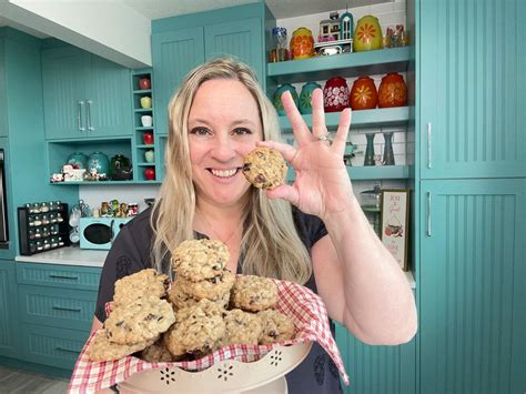 Dads Vanishing Oatmeal Raisin Cookies The Kitchen Magpie