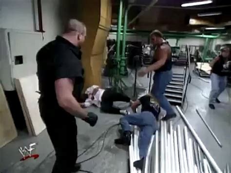 Wwe Universal Fr Mankind Vs Big Show Boiler Room Brawl Vid O