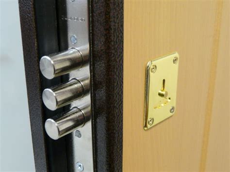 Как работает замок от двери