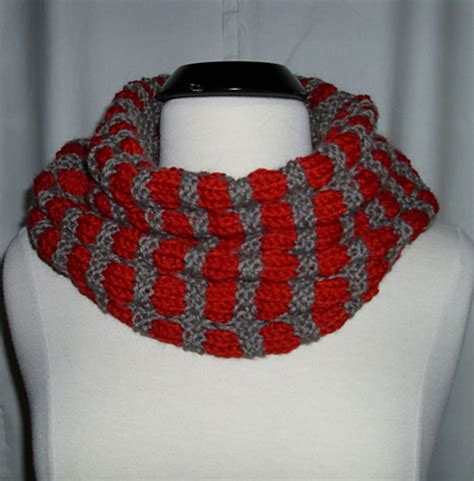 Ravelry Honey Comb Pattern Cowl Or Scarf Pattern By Louise Felice