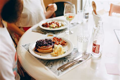 Consejos para saber cómo preparar una cena familiar Madres Hoy