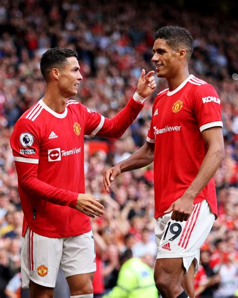 cristiano ronaldo sends message  raphael varane  major