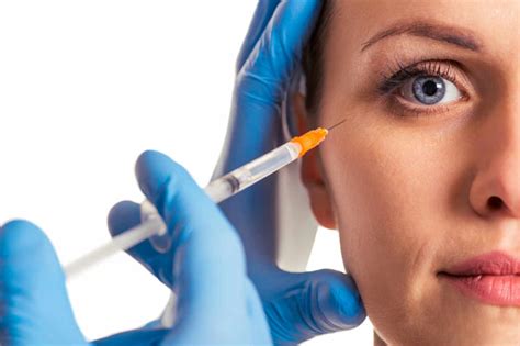 What You Need To Know About Botulinum Toxin And Fillers