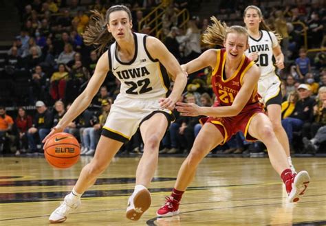 Caitlin Clark Climbing into B1G's Top 10 - Sports Illustrated Iowa Hawkeyes News, Analysis and More