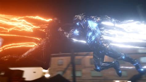 THE FLASH Flash VS Savitar La Furia De Savitar TheFlashFans YouTube