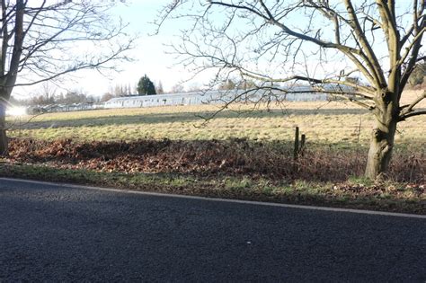 Greenhouses By Tempsford Road Blunham © David Howard Cc By Sa20