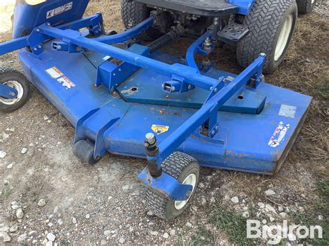 New Holland Mc28 Lawn Tractor Bigiron Auctions