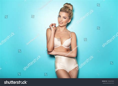 Sensual Beautiful Blonde Woman Posing Sexy Stock Photo 196045943 Shutterstock