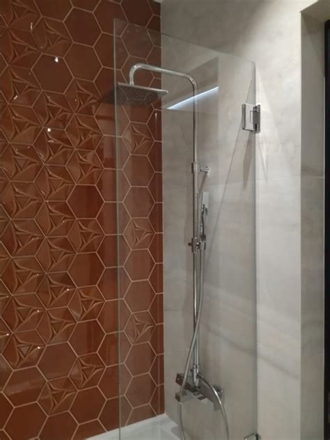 Стеклянная перегородка на ванную - Design Glass