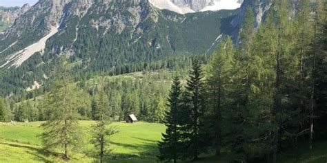 Sch Ne Rundwanderung Am Fuss Der Dachstein S Dwand Wanderung