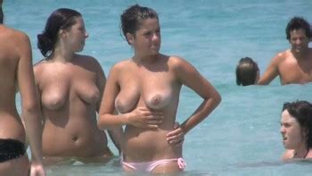 Funny Voyeur Upskirt Spy Naked Beach Page 27