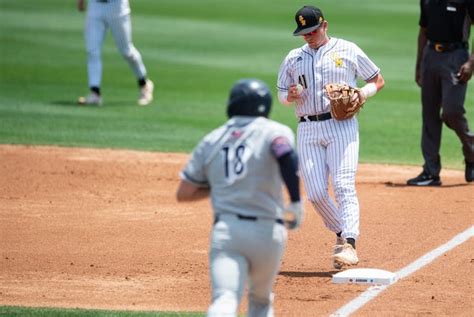 Southern Miss Baseball Vs Samford In Auburn Regional Ncaa Tournament