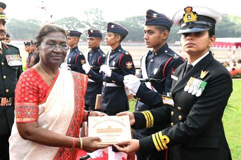 President Droupadi Murmuduring The Passing Out Parade Of 145th Course