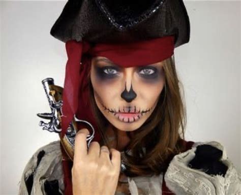 Pin On Holidays And Seasons Halloween Makeup Pirate Pirate Makeup