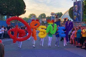 Desfile Orgullo Gay En Disney Par S Una Ocasi N Especial El Souvenir