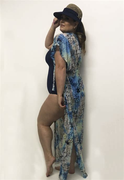 SAÍDA DE PRAIA LONGA Estampada azul turquesa verde nude Anaju Biquínis