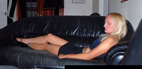 Amateur Blonde Milf Lingerie 5afeef8ff3586 1600x1200 Porn Pic