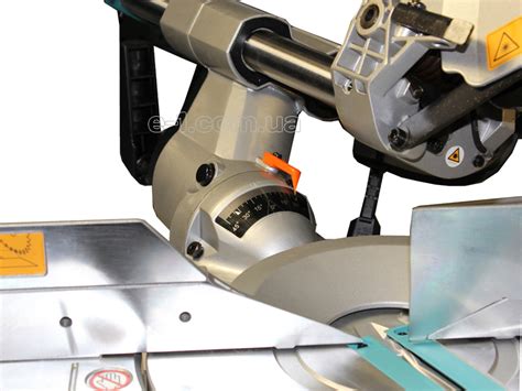 Торцовка по дереву с протяжкой Makita LS1018L купить в E-1