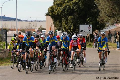 Dimanche Avril Tour Du Var Minimes Cadets V Lo Club Le Thor Gadagne