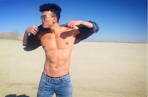 Chấm điểm body rắn rỏi của các HOT BOY VIỆT HOT BOY VIET