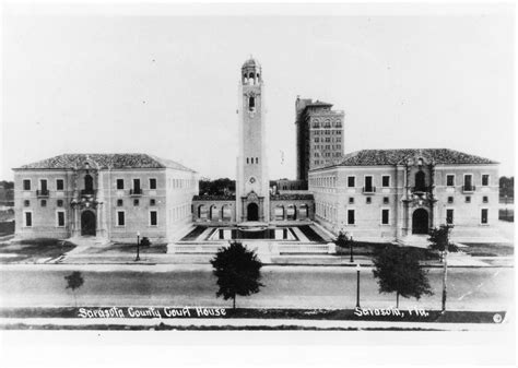 Sarasota County Courthouse In Venice