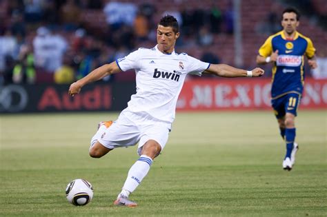Shooting football
