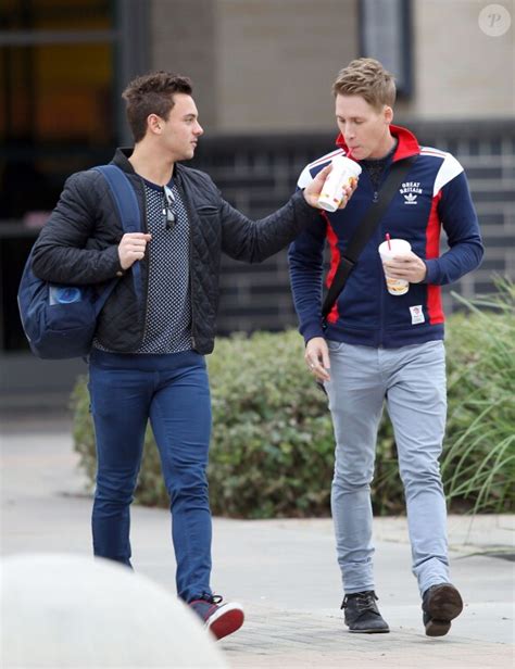 Photo Exclusif Le Plongeur Britannique Tom Daley Et Son Compagnon