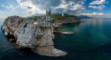 Дворец-замок «Ласточкино гнездо» в Крыму - путеводитель Регион 82