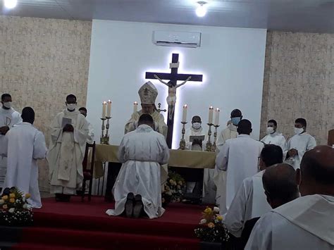 Ordena O Diaconal Dos Seminaristas Jean Mateus E Idlain Diocese De