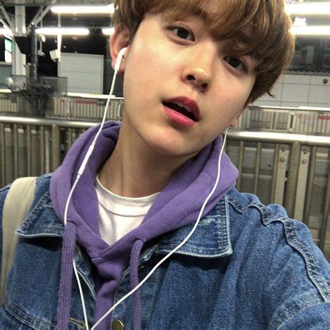 Hot Instagram H N Qu C L Con Trai Th D Th Ng L Con G I L I C C Xinh