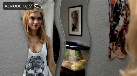 Roommate Wanted Nude Scenes Aznude