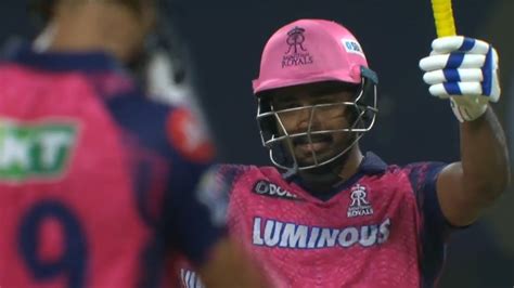 Sanju Samson Indicated Yashasvi Jaiswal To Go For The Six And Complete