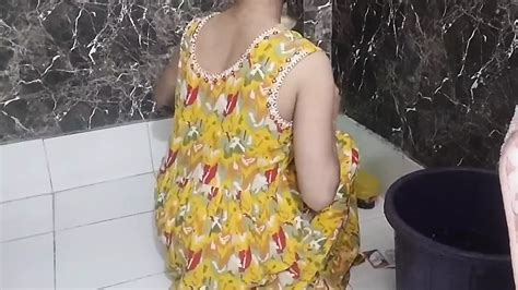 Bhabhi Ka Chupke Se Bathroom Wala Video Bna Liya Fingering Porn Feat Babykajoldesi XHamster